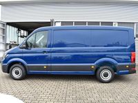 Neu VW Crafter 140 PS (102 kW) 2025 Deep ocean blue Van