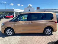 Usata VW Multivan Basis 150 CV (110 kW) 2024 Marrone Monovolume