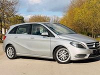 Gebraucht Mercedes B220 170 PS (125 kW) 2014 Silber Van / Kleinbus