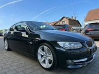 Gebraucht BMW 325 Performance 204 PS (150 kW) 2011 Schwarz Coupé