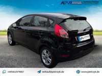 Gebraucht Ford Fiesta Celebration 80 PS (58 kW) 2016 Schwarz Kleinwagen