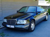 Gebraucht Mercedes E220 Sportline 150 PS (110 kW) 1994 Schwarz Cabrio