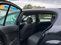 Gebraucht Opel Astra 105 PS (77 kW) 2009 Schwarz Kleinwagen