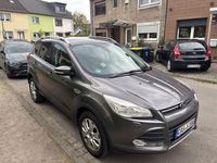 Gebraucht Ford Kuga Individual 150 PS (110 kW) 2015 Grau SUV