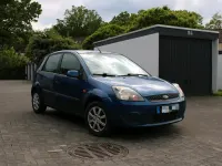 Gebraucht Ford Fiesta 69 PS (50 kW) 2007 Blau Kleinwagen