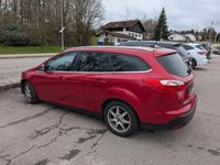 Gebraucht Ford Focus Titanium 125 PS (91 kW) 2013 Rot Kombi