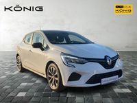 Gebraucht Renault Clio V Equilibre 67 PS (49 kW) 2023 Weiß Limousine