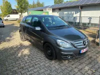 Gebraucht Mercedes B180 Sport 109 PS (80 kW) 2011 Grau Kleinwagen