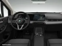Gebraucht BMW 220 Active Tourer 156 PS (114 kW) 2025 Grün Van / Kleinbus