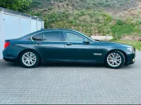 Gebraucht BMW 730 245 PS (180 kW) 2010 Schwarz Limousine