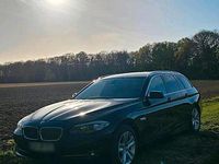 Gebraucht BMW 520 183 PS (134 kW) 2012 Schwarz Kombi