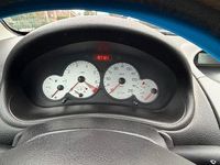 Gebraucht Peugeot 206 CC 109 PS (80 kW) 2003 Schwarz Cabrio