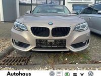 Gebraucht BMW 218 Advantage 136 PS (100 kW) 2016 Moonlight silver metallic Coupé