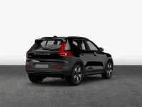 Gebraucht Volvo XC40 Plus 163 PS (119 kW) 2025 Onyx schwarzmetallic SUV