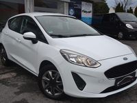 Gebraucht Ford Fiesta Cool & Connect 71 PS (52 kW) 2019 Weiß Kleinwagen