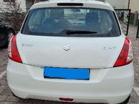 Gebraucht Suzuki Swift 94 PS (69 kW) 2011 Weiß Kleinwagen
