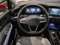 Gebraucht VW Golf VIII Style 131 PS (96 kW) 2024 Rot Kombi