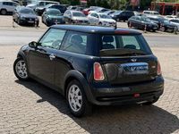 Usado Mini ONE 90 HP (66 kW) 2005 Preto Citadino