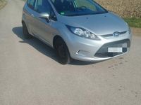 Gebraucht Ford Fiesta Titanium 82 PS (60 kW) 2009 Grau Kleinwagen