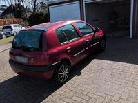 Gebraucht Renault Clio II 50 PS (36 kW) 1999 Rot Kleinwagen
