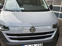 Gebraucht VW T7 150 PS (110 kW) 2025 Grau Van