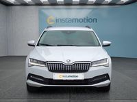 Gebraucht Skoda Superb 150 PS (110 kW) 2024 Weiß Kombi