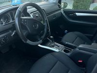 Gebraucht Mercedes B180 109 PS (80 kW) 2005 Rot Van / Kleinbus