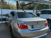 Gebraucht BMW 520 170 PS (125 kW) 2004 Grau Limousine