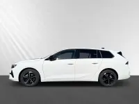 Gebraucht Opel Astra 131 PS (96 kW) 2025 Lack weiss banquise/typ aussen Kleinwagen