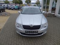 Gebraucht Skoda Superb Ambition 160 PS (117 kW) 2010 Silber metallic Limousine