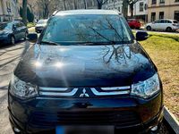 Gebraucht Mitsubishi Outlander 150 PS (110 kW) 2013 Schwarz SUV
