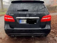 Gebraucht Mercedes B200 158 PS (116 kW) 2014 Schwarz Kleinwagen