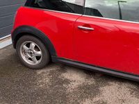 Gebraucht Mini ONE 75 PS (55 kW) 2009 Rot Kleinwagen