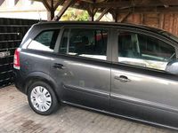 gebraucht Opel Zafira 1,8 Design Edition