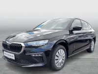Gebraucht Skoda Scala Essence 116 PS (85 kW) 2025 Blackmagic perleffekt Kleinwagen