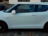 Gebraucht Suzuki Swift Club 94 PS (69 kW) 2011 Weiß Kleinwagen