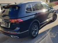 gebraucht VW Tiguan Allspace 2.0 TDI R-Line *LED*AHK*NAVI*7 Sitz*HU Disp*4 J. G