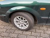 Gebraucht Mazda 323F 73 PS (53 kW) 1998 Grün Kleinwagen