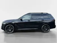 Neu BMW X7 M Sport 530 PS (389 kW) 2026 Schwarz SUV