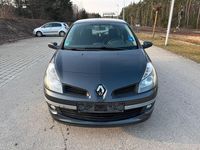 Gebraucht Renault Clio II 75 PS (55 kW) 2007 Kleinwagen