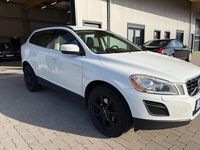 Usado Volvo XC60 Pro 163 HP (119 kW) 2013 Branco SUV