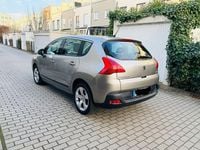 Gebraucht Peugeot 3008 Platinum 156 PS (114 kW) 2011 Gold Kombi