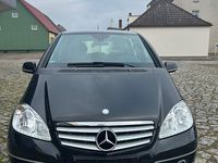 Gebraucht Mercedes A160 95 PS (69 kW) 2011 Schwarz Limousine