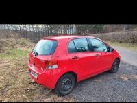 Gebraucht Toyota Yaris Cool 101 PS (74 kW) 2009 Rot Kleinwagen