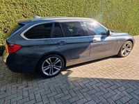gebraucht BMW 320 320D D XDrive luxury Allrad Kombi AHK Pano SHZ