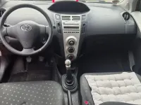 Gebraucht Toyota Yaris 70 PS (51 kW) 2007 Rot Kleinwagen