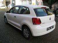 Gebraucht VW Polo Trendline 60 PS (44 kW) 2014 Weiß Limousine