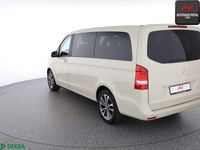 Gebraucht Mercedes V220 163 PS (119 kW) 2019 Kieselgrau Van / Kleinbus