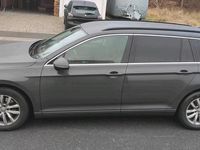 Gebraucht VW Passat Trendline 150 PS (110 kW) 2015 Grau Kombi