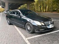Gebraucht Mercedes E250 Avantgarde 204 PS (150 kW) 2011 Schwarz Coupé
